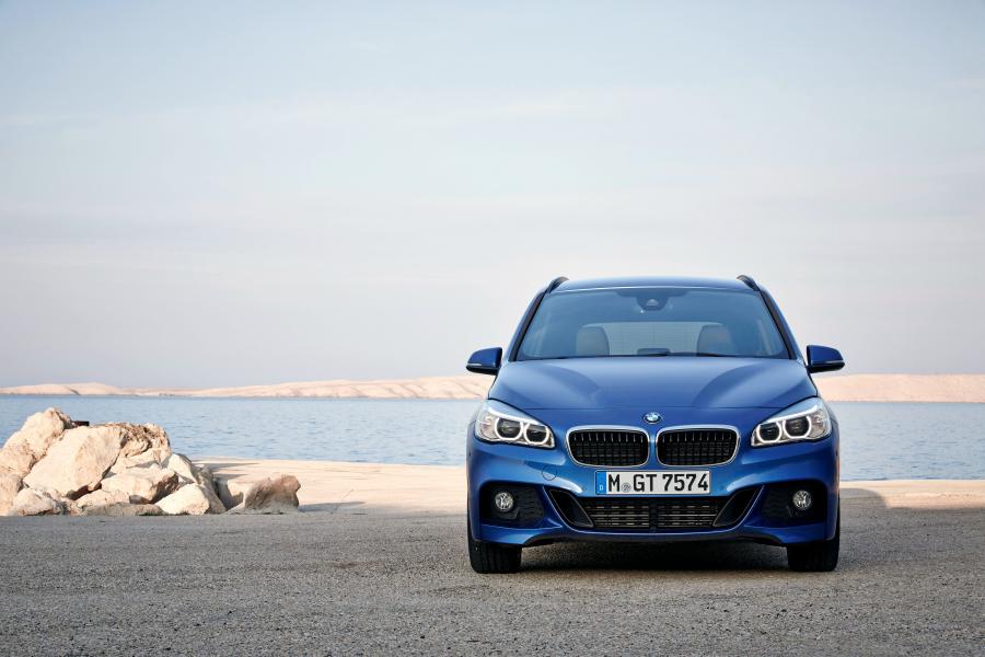 BMW 220i Gran Tourer M Sport Package 2015 года  (фото 5 из 32)